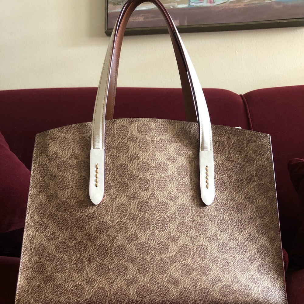 Coach 👜